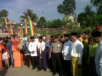 Potang Balimau, Ribuan Masyarakat Rohul Tumpah Ruah ke Sungai Batang Lubuh 