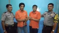 Polsek Kampar Ringkus 2 Pengedar Narkotika Jenis Shabu di Desa Penyawasan