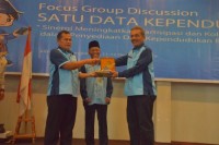 Bupati Kampar Buka FGD Satu Data Kependudukan