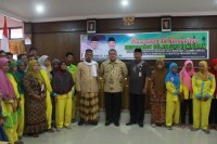 Bupati Indragiri Hulu Yopi Arianto Silaturahmi Dengan Petugas Kebersihan