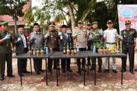 998 Botol Miras Dimusnahkan Polres Kampar, Jelang Ops Lilin 2019