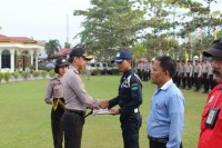 Polres Pelalawan Gelar Upacara Bulanan 