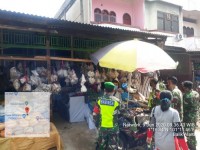 Babinsa Koramil 04 Mandau Terjun Ke Tempat Keramaian  Imbau Masyarakat Disiplin Protokol Kesehatan