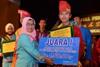 Asisten Tata Praja Membuka Grand Final Festival Pemilihan Bujang Dara Bengkalis 2016
