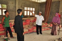 Pj Bupati Ahmad Tinjau Pembangunan SMK N 1 Bukit Batu