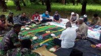 Tanam Perdana Koptan Rimba Hapar,  TNI Ikut Ritual  Makan Ayam 3 Warna
