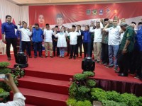 Deklarasi  Pasangan Balon Bupati / Wakil Bupati Kasmarni  - Bagus Santoso Bersama 5 Partai Koalisi P