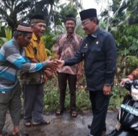Kunker ke Kecamatan Pulau Burung,  Bupati Inhil Resmikan Gedung PAUD dan Pustu