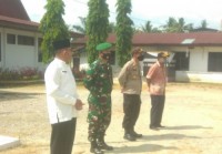 Danramil Dan Kapolsek Beserta Anggota Melaksanakan Operasi Yustisi