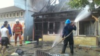 Rumah Semi Permanen di Jalan Muhammadiyah Duri Hangus Terbakar, diduga Api Berasal dari Percikan Api