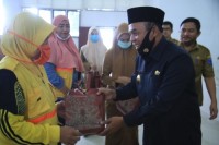 Bupati Labuhanbatu Motifasi ASN Dan Pegawai Kontrak DLH