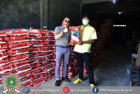 Peduli Dampak Pandemi Covid-19 Fraksi Partai Golkar DPRD Bengkalis Akan Salurkan Bantuan Beras