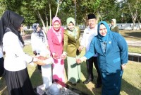 Ketua TP PKK Kabupaten Bengkalis Menyambut Peringatan Hari Ibu Ke-88 Tahun 2016 