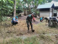 Gotong Royong Adalah Salah Satu Bentuk Kebersamaan  Tni Dan Masyarakat   