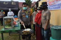 Wujud Kepedulian,Polres Pelalawan Buka Dapur Umum Penanggulangan Covid-19