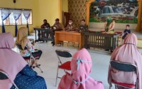 Babinsa Koramil 07/Kampar Hadiri Rapat Pembentukan Relawan Satgas Covid-19 Tingkat Desa