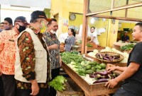 Pasar Selalu Bersih, Bupati Sergai Apresiasi Pedagang Pasar Rakyat Perbaungan*