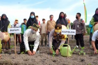 Dipusatkan Di Siak, Polda Riau Gelar Bakti Sosial Serentak Bersempena Hari Bhayangkara Ke 74