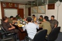 Penjabat Bupati Bengkalis H Ahmad Syah Harrofie Memimpin Rapat Bersama Forkopimda, 