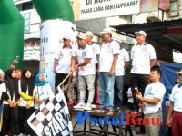 PLT Bupati labuhanbatu lepas peserta jalan santai