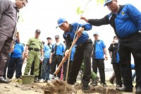 Wakil Walikota Buka Pencanangan Bulan Bakti Goro di Kecamatan Payung Sekaki