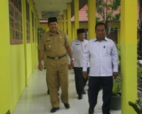 Tinjau pelaksanaan UNBK, ini pesan Alfedri