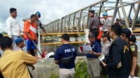 Rekontruksi Pembunuhan Berencana Di Jembatan Jumrah, Tersangka” Nanti Kubunuh Dia, Ku Bawa Kepalanya