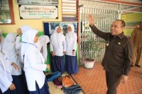 Pemkab labuhanbatu pastikan USBN dan UNBK berjalan lancar.