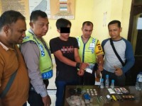 Polsek Tapung Hulu Kampar Tangkap Pengedar Narkoba Saat Berada di Lokalisasi