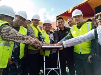 Bupati Bengkalis Hadiri Acara Pemancangan Tiang Pancang Pertama DIC, Kerja Nyata Pemkab Bengkalis