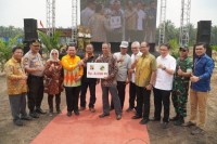 Bupati Kampar Didampinggi Disbun Keswan Lakukan Pola Kemitraan Untuk Tingkatkan Kesejahteraan Petani
