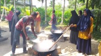 Sambut 10 Muharram, Warga Muara Uwai Gelar Tradisi Masak 10 Kancah Bubur Asyura