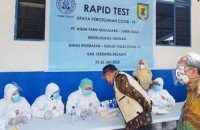 Peduli Terhadap Penanganan Covid-19 di Siak, IKAPTK Siak Serahkan Bantuan