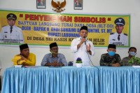 Bupati Labuhanbatu Menyerahkan Secara Simbolis BLT.DD Desa Sei Kasih