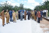 Bupati Tinjau Sejumlah  Proyek Strategis di Pulau Bengkalis: