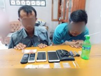 Simpan 2 Paket Sabu-Dua Pria Berprofesi Sebagai Petani Masuk Sel