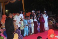 Peringati Isra Miraj 1437 Hijriyah, Opick Siram Warga Rohil Dengan Lagu Islami