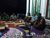 Babinsa Koramil 09 Langgam Kodim 0313 KPR Giat Arisan Bersama Anggota Mitra Babinsa