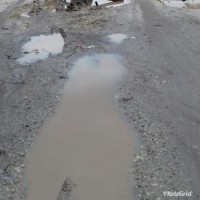 Jalan Desa Lidah Tanah seperti tak tersentuh oleh Pemkab Sergei