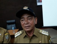 Bupati Harris Menghimbau Kepada  Perusahaan Kurangi Medatangkan Tenaga Kerja Dari Luar