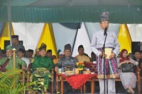 Bupati Lepas Peserta Pawai Ta'aruf dan Buka Kegiatan Bazar MTQ ke-47 di Kecamatan Reteh