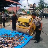 Lagi Asik Main Judi, 4 Warga Di Grebek Polsek Tapung