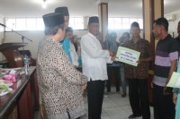 Bantu Kaum Duafa, Bupati Ajak ASN Salurkan Zakat Kebaznas Rohil