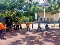 Polres Bengkalis Taja Goro Bersama Bersih Sehat dan Kerja Bakti  Ditempat Umum 