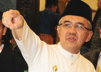 Plt Gubernur Riau Terima WTN Wiratama Dari Presiden RI di Istana Negara