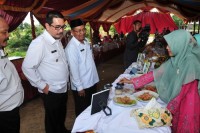 Kecamatan Pasir Penyu Juara Umum Lomba Masak Serba Ikan