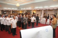 Memasuki Hari Kedua, Bupati dan Wabup Tampak Serius Ikuti Workshop yang di Taja KPK