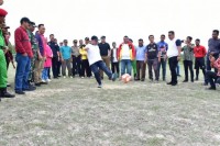 Bupati Buka Tournamen Sepak Bola U 18 Karang Taruna Desa Petani