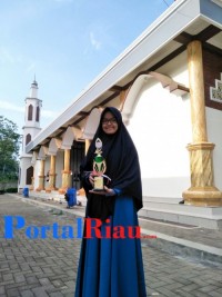 Nadira Yasmin Putri Siak Berprestasi di Dunia Seni Islam