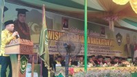 PLT Bupati labuhanbatu hadiri wisuda sarjana angkatan VII di kampus Univa